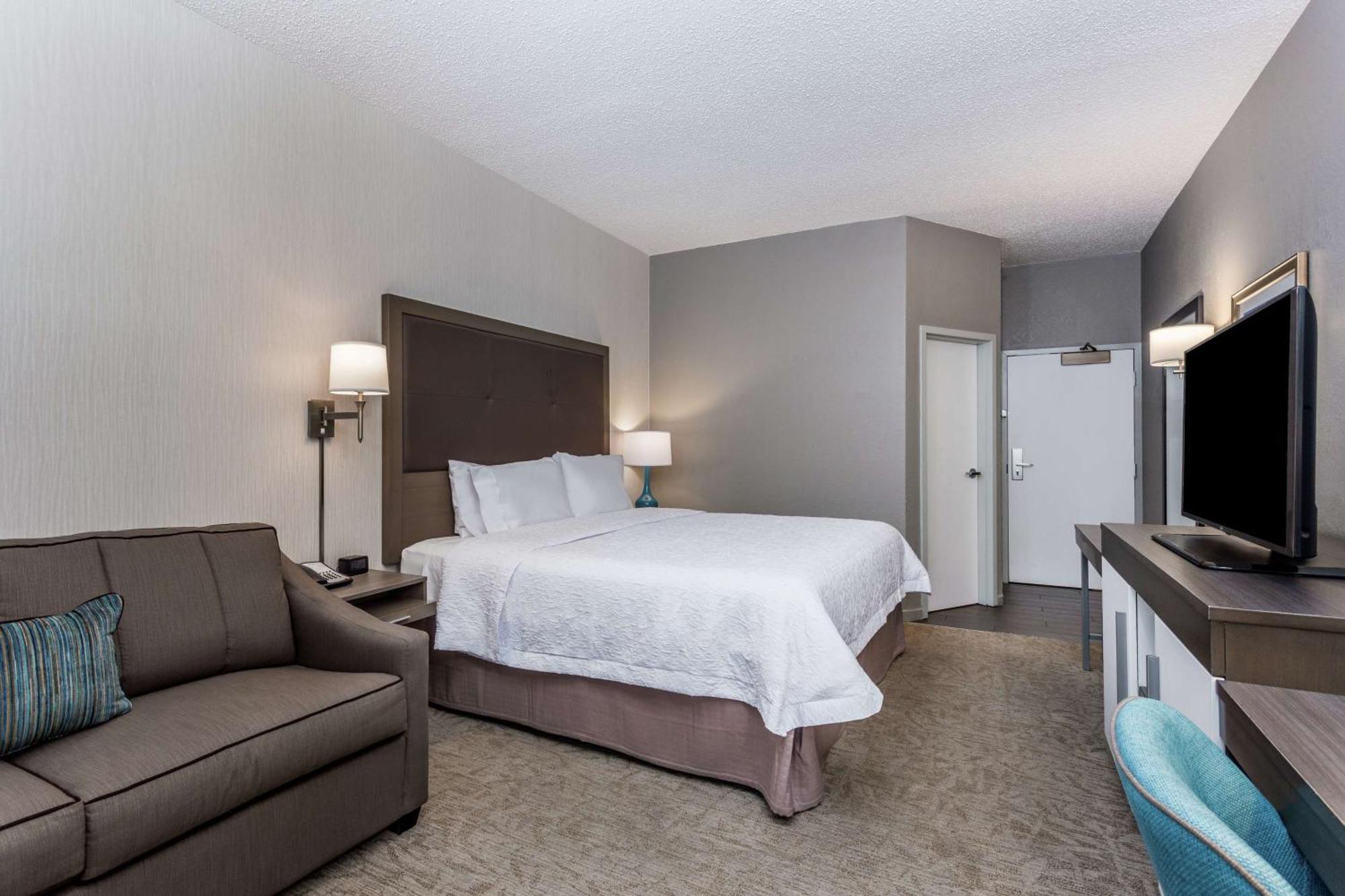 Hampton Inn Milwaukee Airport Exterior foto