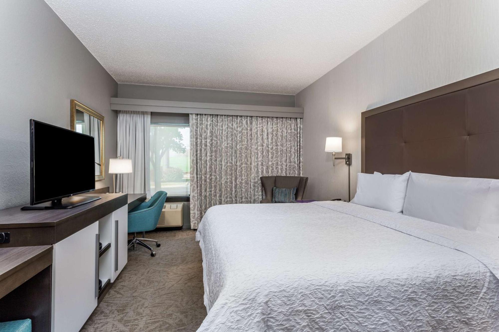 Hampton Inn Milwaukee Airport Exterior foto