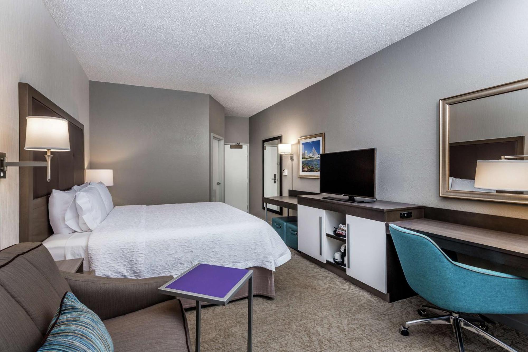Hampton Inn Milwaukee Airport Exterior foto