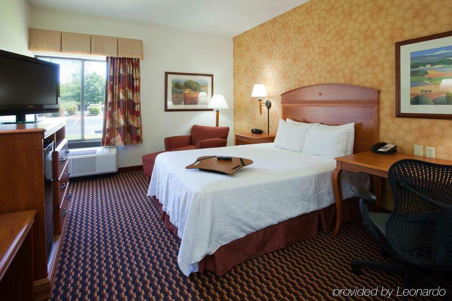 Hampton Inn Milwaukee Airport Exterior foto